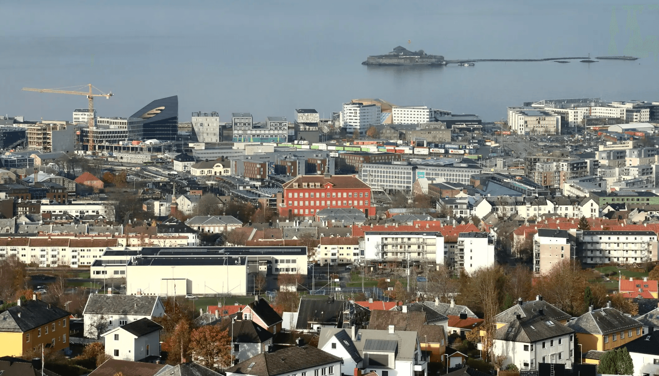 Selger flere små boliger alle steder, unntatt i Trondheim